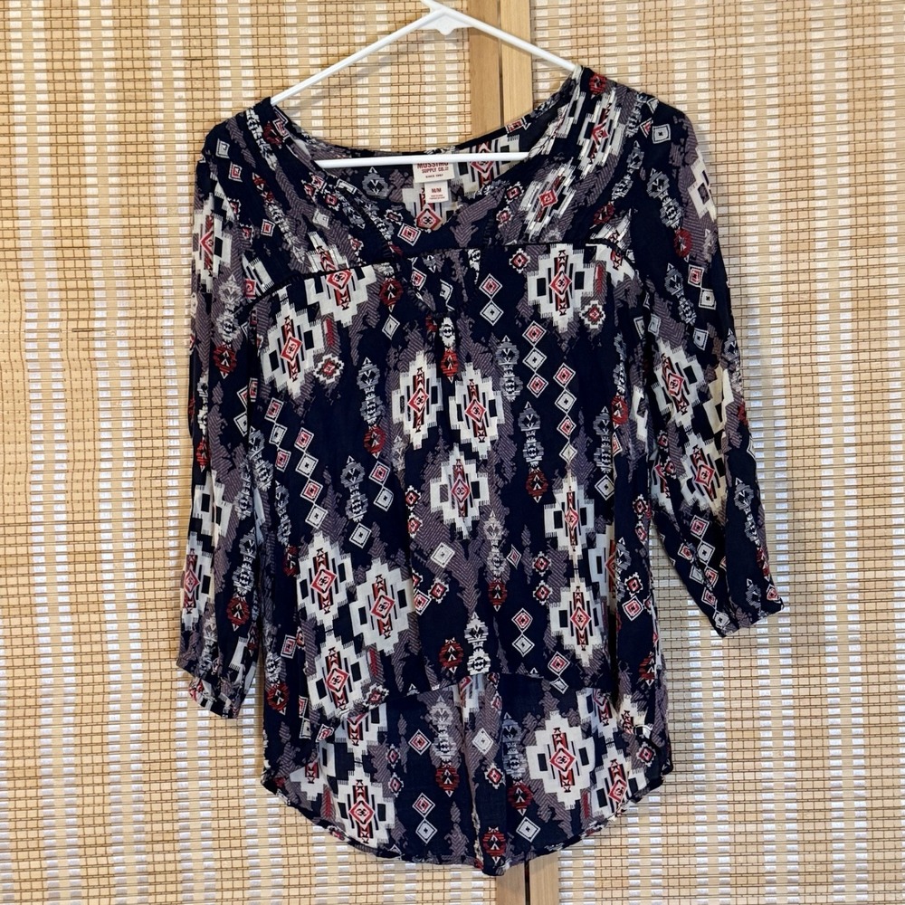 Mossimo Supply Co Womens M Top Multicolored Hi Low Southwestern‎ Boho Whimsical